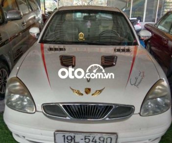 Daewoo Nubira 2.0 2002 - Cần bán lại xe Daewoo Nubira 2.0 sản xuất 2002, màu trắng