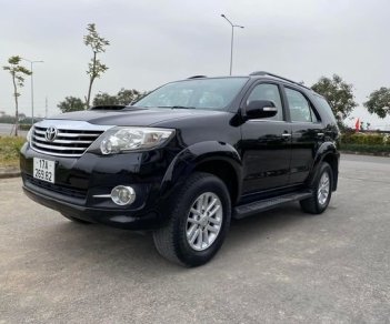 Toyota Fortuner 2015 - Bán Toyota Fortuner 2.5G 4x2MT năm 2015, màu đen