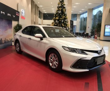 Toyota Camry 2022 - Giá chỉ 1 tỷ 070, sẵn xe giao ngay, khuyến mại cực sốc