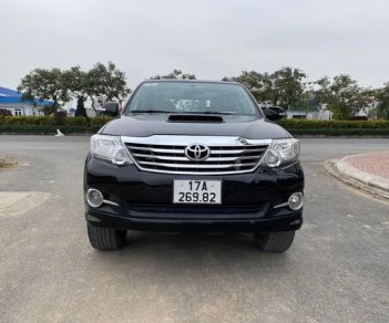 Toyota Fortuner 2015 - Bán Toyota Fortuner 2.5G 4x2MT năm 2015, màu đen