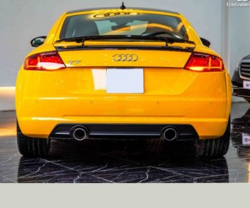 Audi TT 2015 - Bán xe Audi TT sản xuất năm 2015, màu vàng, nhập khẩu