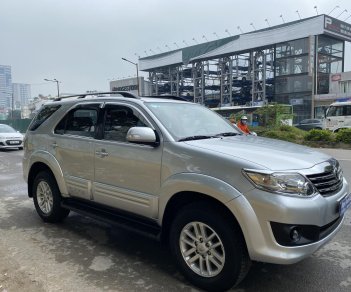 Toyota Fortuner 2014 - Xe Toyota Fortuner 2.7V 4x2 AT, sx 2014, mầu bạc năm sản xuất 2014, giá tốt