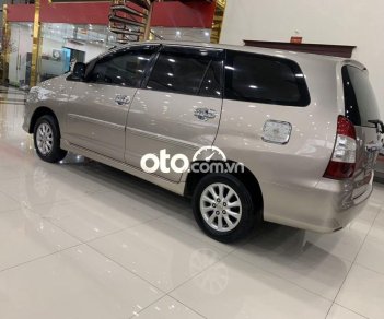 Toyota Innova    2.0E  2012 - Bán xe Toyota Innova 2.0E năm 2012, giá chỉ 325 triệu