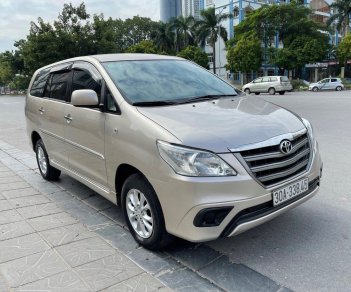 Toyota Innova   2.0E   2014 - Xe Toyota Innova 2.0E sản xuất năm 2014, màu bạc, giá tốt