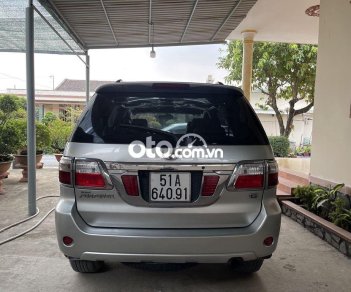 Toyota Fortuner   2.5G  2010 - Bán ô tô Toyota Fortuner 2.5G năm sản xuất 2010, màu bạc số sàn