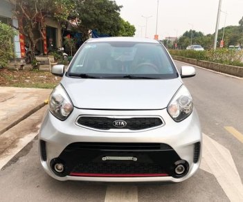 Kia Morning Si 2017 - Bán Kia Morning Si sản xuất năm 2017, màu bạc xe gia đình 