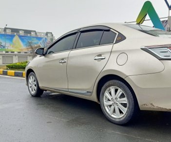 Toyota Vios 2016 - Màu vàng cát, số sàn, xe đẹp chất, mới 90%