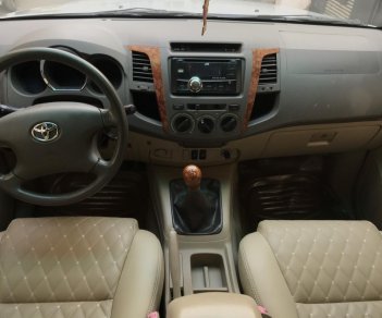 Toyota Fortuner 2010 - Cần bán xe Fortuner 2010 số sàn, máy dầu, màu bạc