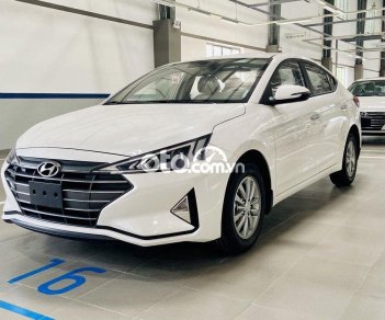 Hyundai Elantra    1.6MT 2021 - Bán Hyundai Elantra 1.6MT sản xuất 2021, màu trắng, xe nhập