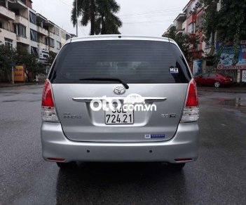 Toyota Innova  G 2010 - Bán Toyota Innova G năm 2010, màu bạc xe gia đình, 278 triệu