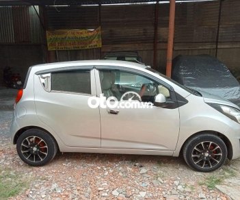 Chevrolet Spark MT 2016 - Cần bán lại xe Chevrolet Spark MT năm sản xuất 2016, màu bạc 