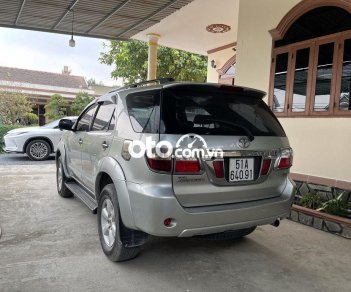 Toyota Fortuner   2.5G  2010 - Bán ô tô Toyota Fortuner 2.5G năm sản xuất 2010, màu bạc số sàn