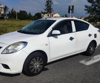 Nissan Sunny 2013 - Bán Nissan Sunny đời 2013 chính chủ giá tốt 250tr