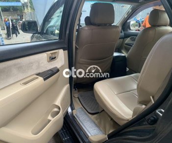 Toyota Fortuner  2.5G 4x2MT 2014 - Cần bán lại xe Toyota Fortuner 2.5G 4x2MT năm 2014, màu đen