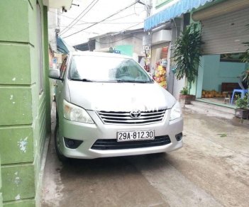 Toyota Innova   2.0G 2013 - Bán ô tô Toyota Innova 2.0G sản xuất 2013, màu bạc