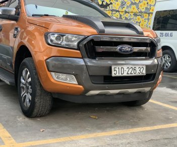 Ford Ranger 2017 - Ranger Wildtrak 3.2 L 2017 bản full - Xe đi gia đình - Hỗ trợ vay