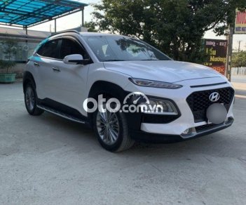 Hyundai Avante    2019 - Bán Hyundai Kona sản xuất năm 2019, màu trắng còn mới