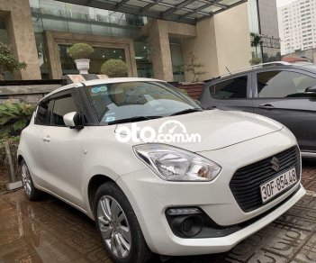 Suzuki Swift 2019 - Bán Suzuki Swift GL 1.2CVT sản xuất năm 2019, màu trắng, nhập khẩu