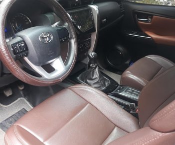 Toyota Fortuner 2019 - Bán ô tô Toyota Fortuner năm 2019 còn mới giá tốt 890tr