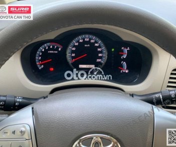 Toyota Innova  2.0G   2013 - Cần bán xe Toyota Innova 2.0G năm 2013, màu bạc xe gia đình