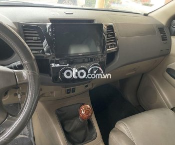 Toyota Fortuner   2.5G  2010 - Bán ô tô Toyota Fortuner 2.5G năm sản xuất 2010, màu bạc số sàn