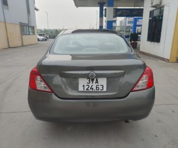 Nissan Sunny 2013 - Cần bán Nissan Sunny sản xuất 2013, màu xám, 212 triệu