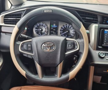 Toyota Innova 2.0G 2018 - Cần bán gấp Toyota Innova 2.0G năm sản xuất 2018, giá 599tr