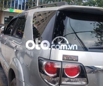 Toyota Fortuner  2.5G 2015 - Bán ô tô Toyota Fortuner 2.5G sản xuất năm 2015, màu bạc chính chủ, 620 triệu