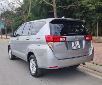 Toyota Innova 2.0G 2018 - Cần bán gấp Toyota Innova 2.0G năm sản xuất 2018, giá 599tr