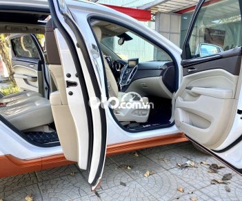 Cadillac SRX   Premium   2010 - Bán Cadillac SRX Premium sản xuất năm 2010, màu trắng, nhập khẩu nguyên chiếc, giá tốt