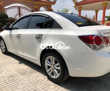 Chevrolet Cruze   LS 1.6 2015 - Cần bán gấp Chevrolet Cruze LS 1.6 sản xuất 2015, màu trắng