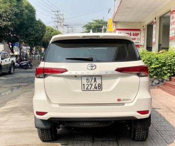 Toyota Fortuner 2.4G 4x2MT 2020 - Cần bán xe Toyota Fortuner 2.4G 4x2MT sản xuất năm 2020, màu trắng chính chủ