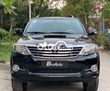 Toyota Fortuner G 2015 - Cần bán xe Toyota Fortuner G năm sản xuất 2015, màu đen số sàn, giá 642tr