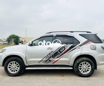 Toyota Fortuner   G   2012 - Bán Toyota Fortuner G sản xuất 2012, màu bạc xe gia đình