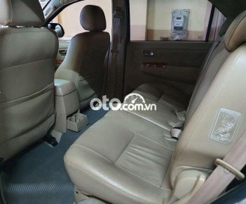 Toyota Fortuner   V  2009 - Bán Toyota Fortuner V năm 2009, màu bạc xe gia đình