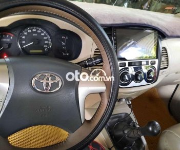 Toyota Innova MT 2014 - Bán Toyota Innova MT sản xuất năm 2014, nhập khẩu nguyên chiếc, 320 triệu