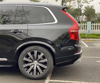 Volvo XC90 2022 - Quà tặng hấp dẫn, ưu đãi trong tháng - Tặng 3 năm bảo dưỡng + 1 năm bảo hiểm thân vỏ