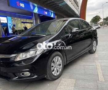 Honda Civic 1.8MT 2013 - Cần bán lại xe Honda Civic 1.8MT sản xuất năm 2013, màu đen  