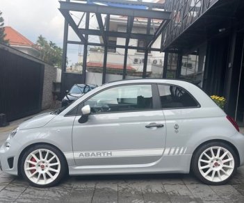 Fiat 500 2019 - Cần bán gấp Fiat 500 sản xuất năm 2019, màu bạc, xe nhập
