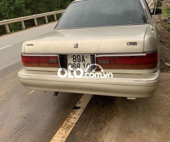 Toyota Cressida 1994 - Bán Toyota Cressida sản xuất năm 1994, màu vàng