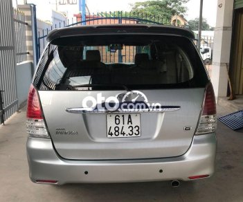 Toyota Innova G 2011 - Cần bán Toyota Innova G năm sản xuất 2011, màu bạc, 322tr