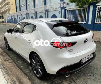 Mazda 3 2019 - Cần bán gấp Mazda 3 1.5L Premium sản xuất 2019, màu trắng