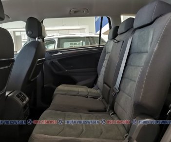 Volkswagen Tiguan 2021 - [Volkswagen Bà Rịa Vũng Tàu ] Tiguan Elegance 2022 màu xanh Petro số lượng hiếm - Phiên bản mới khuyến mãi 100 triệu