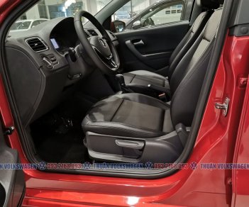 Volkswagen Polo 2021 - [Volkswagen Buôn Ma Thuột ] xe Đức nhập 100% Polo Hatchback màu đỏ Sunset phù hợp gia đình nhỏ, các chị em phụ nữ