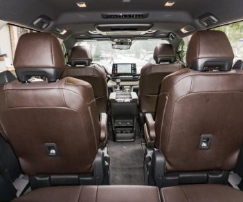 Toyota Sienna Platinium 2022 - Em Lộc cần bán xe Toyota Sienna Platinum sản xuất 2022