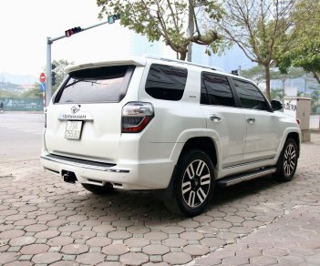 Toyota 4 Runner 2015 - Màu trắng, xe nhập