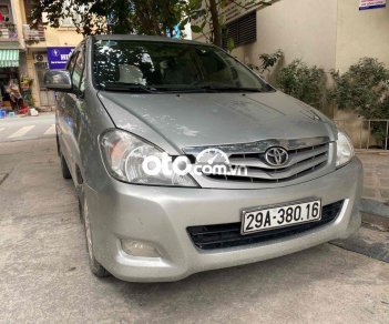 Toyota Innova  G 2011 - Bán ô tô Toyota Innova G sản xuất 2011, màu bạc giá cạnh tranh