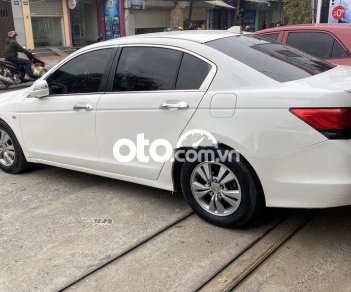 Honda Accord 2010 - Cần bán gấp Honda Accord sản xuất năm 2010, màu trắng, xe nhập, 360 triệu