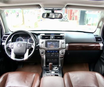 Toyota 4 Runner 2015 - Màu trắng, xe nhập