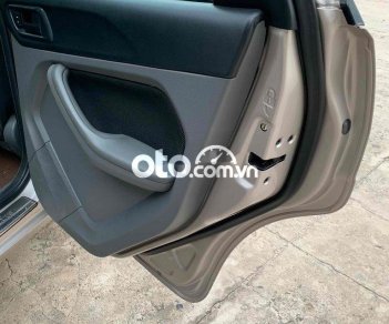 Ford Focus 2013 - Cần bán gấp Ford Focus 1.6L sản xuất năm 2013, giá 310tr